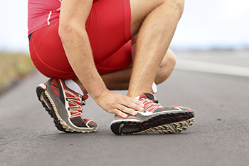 Ankle pain treatment in the Norfolk County, MA: Milton (Quincy, Brookline, Weymouth, Braintree, Needham, Norwood, Wellesley, Stoughton, Dedham) areas